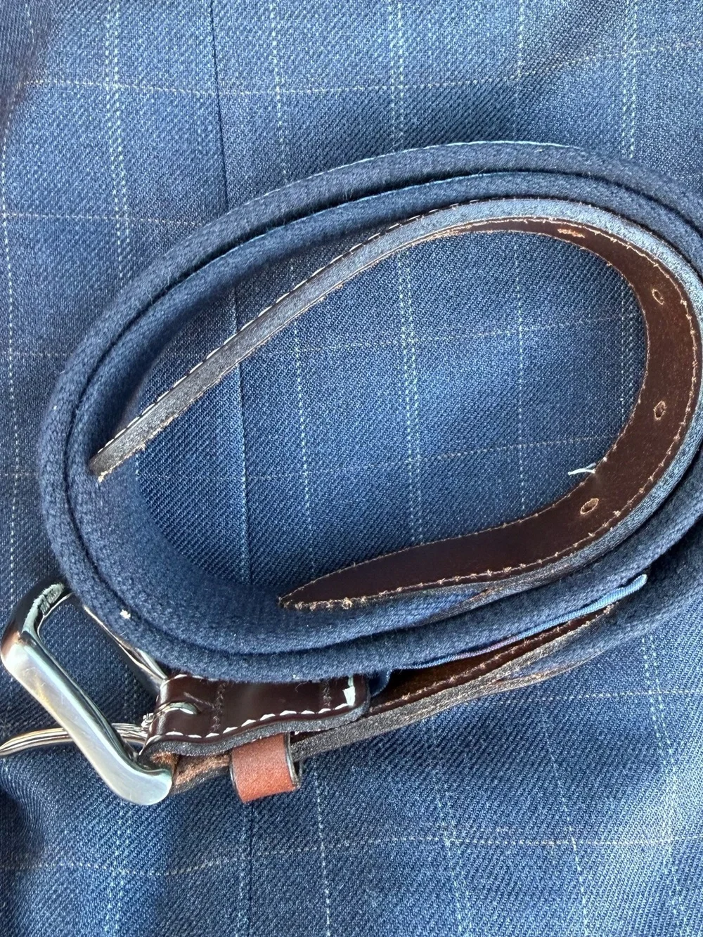 Vineyard Vines M canvas club belt Hockey Rink Scene motif printed panels leather